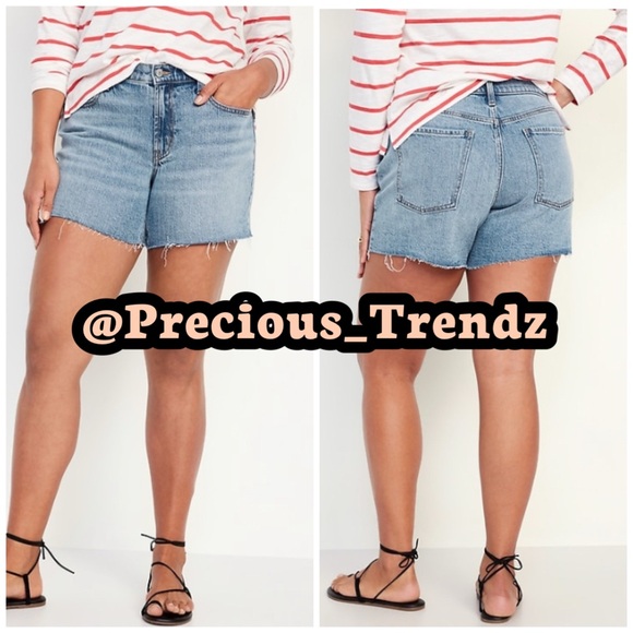 Old Navy Mid-Rise Boyfriend Cut-Off Jean Shorts 5” Inseam Plus Size 28 - Picture 3 of 3